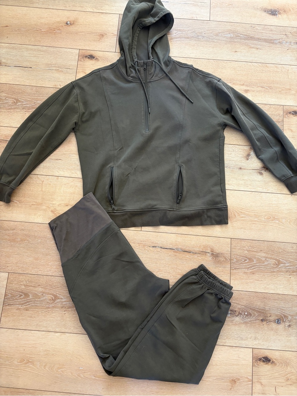 Old Navy Olive Green Maternity Set